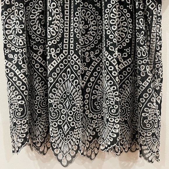 Anthropologie Akemi + Kim Brooke embroidered eyelet loose fit dress size 2 - Picture 8 of 12